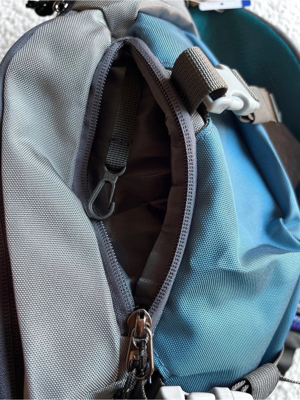 Patagonia Aton 8L crossbody bag backpack